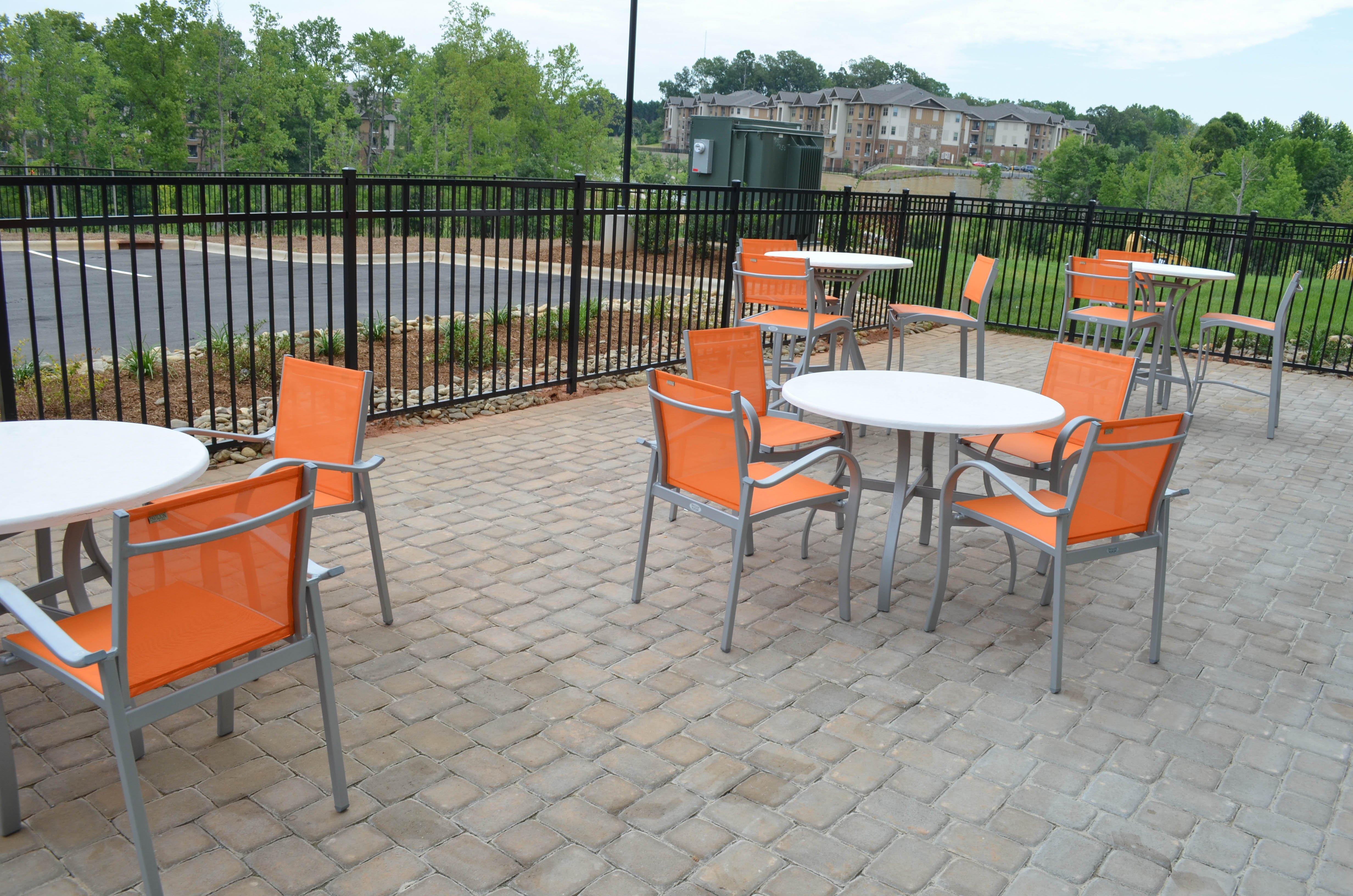 Holiday Inn Express & Suites Raleigh Airport - Brier Creek By Ihg Εξωτερικό φωτογραφία