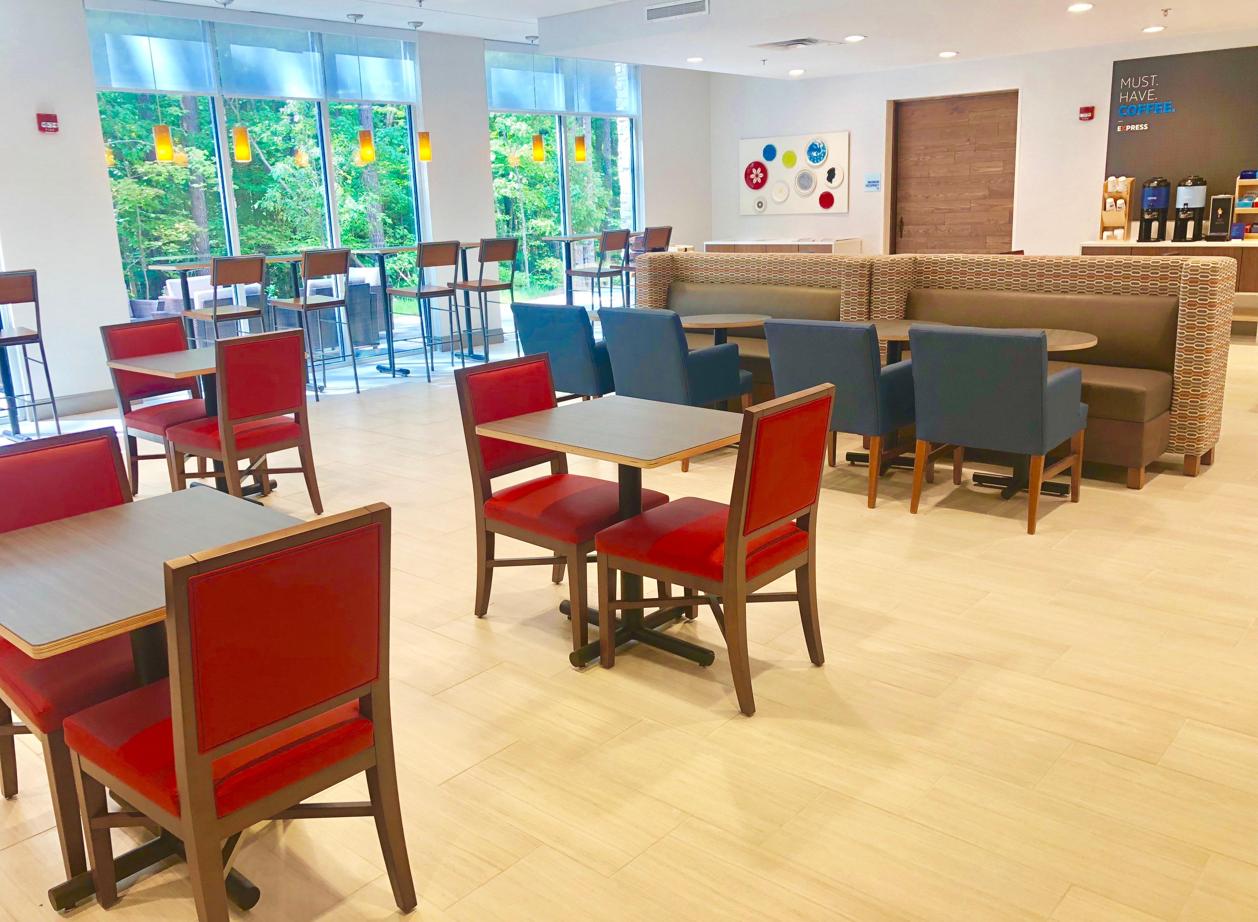 Holiday Inn Express & Suites Raleigh Airport - Brier Creek By Ihg Εξωτερικό φωτογραφία